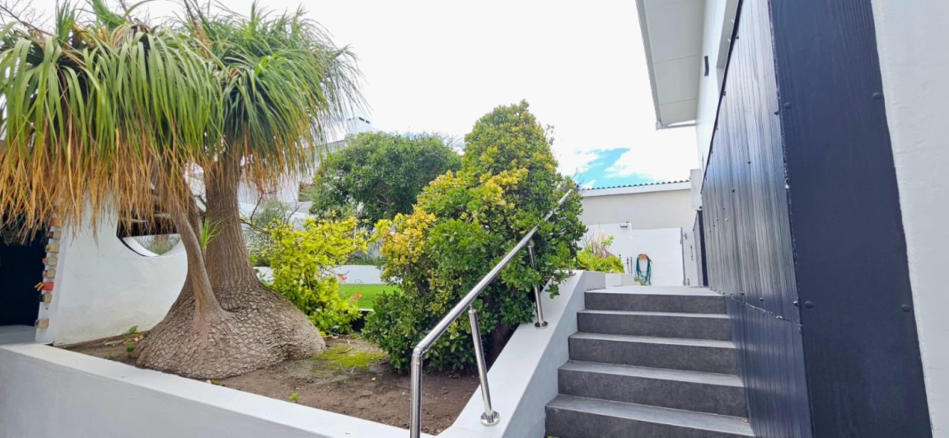 5 Bedroom Property for Sale in Gansbaai Central Western Cape